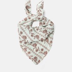 Embroidered scarf